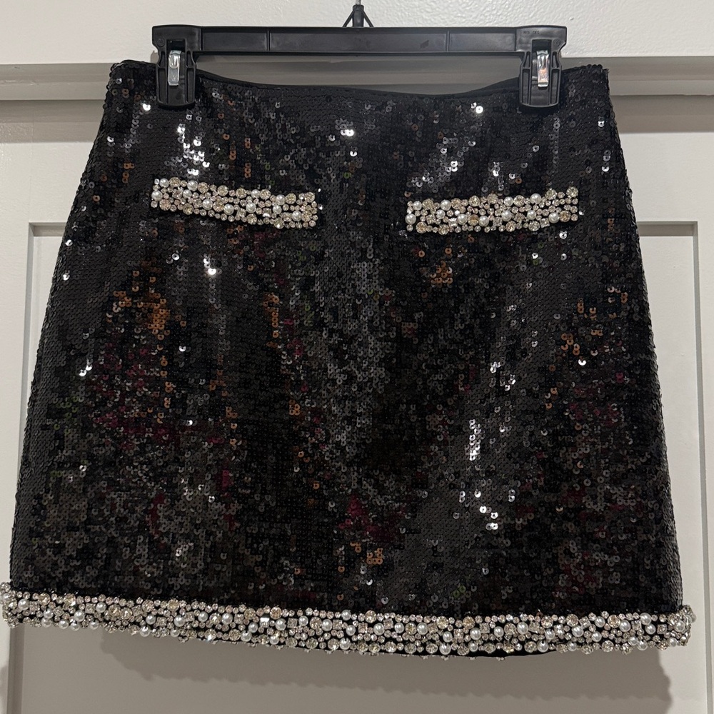 Veronica Beard Perry Pearl-Trim Sequin Skirt
Size 6.  Worn once - Picture 5 of 8